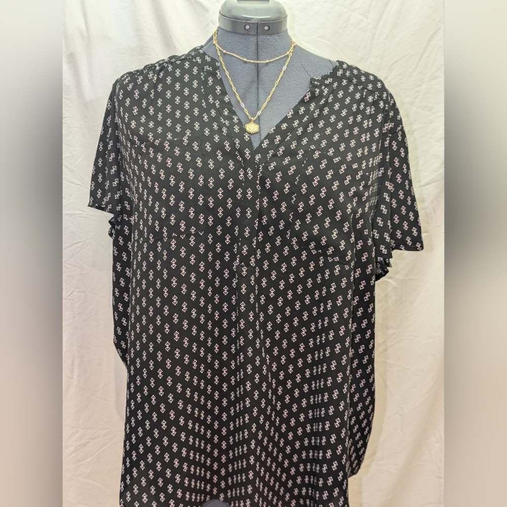 Torrid Harper Black Patterned blouse